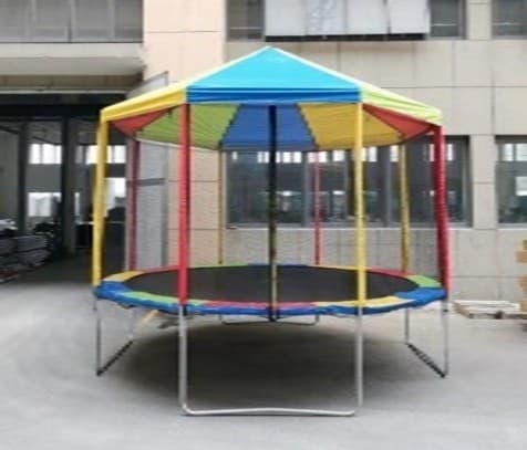 12 feet trampoline with roof
