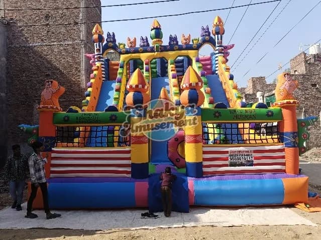 22x26 Ft 5-Lane Cartoon Castle Play Zone Bouncy with Welcome Gate – view 1